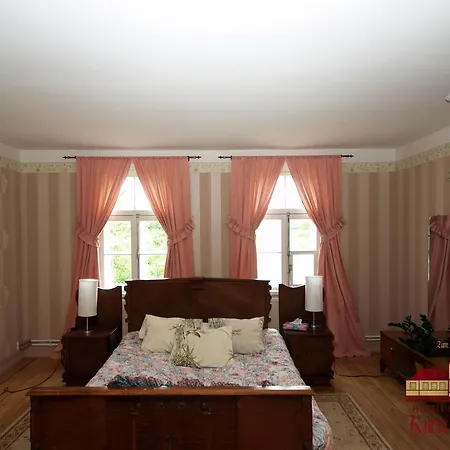 Kursi Hunting Manor Otel