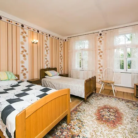 Kursi Hunting Manor Hotel