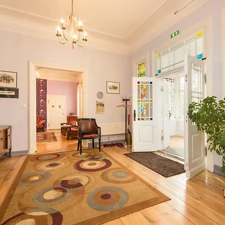 Kursi Hunting Manor Puurmani