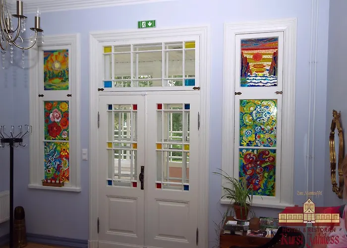 Kursi Hunting Manor Hotell *