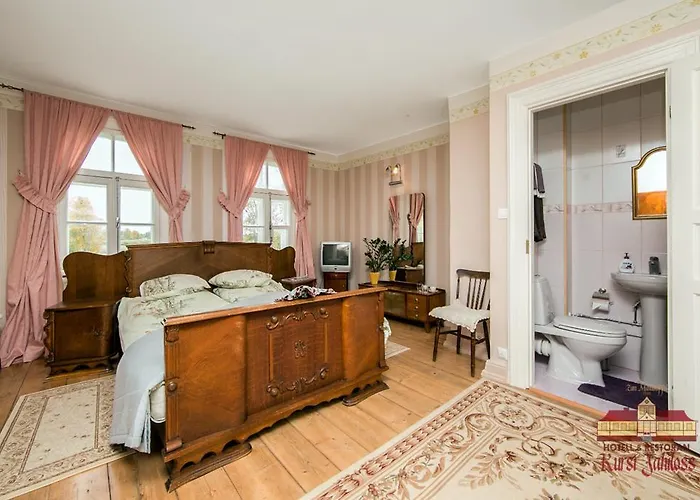 Hotell Kursi Hunting Manor Puurmani