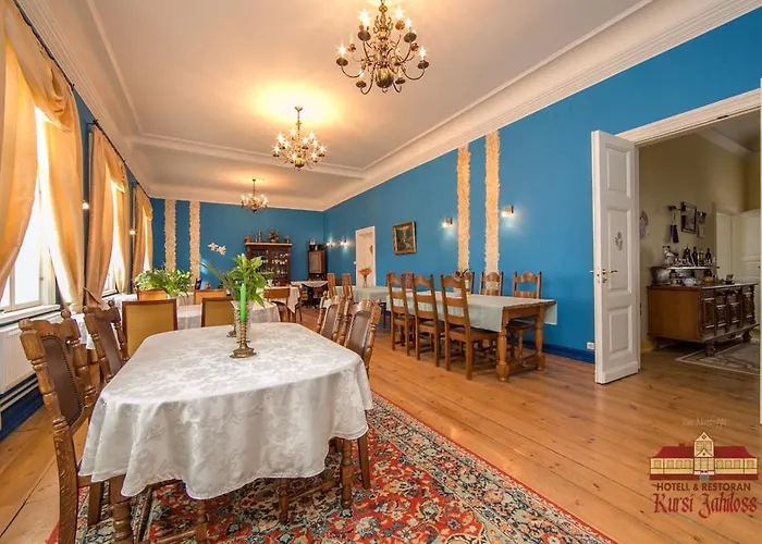 Hotell Kursi Hunting Manor Puurmani